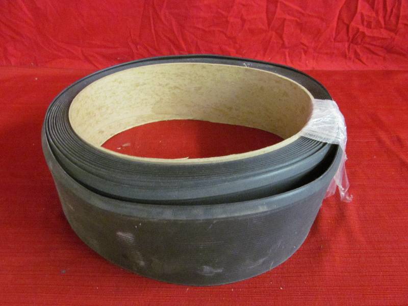lot 169 image: Baseboard