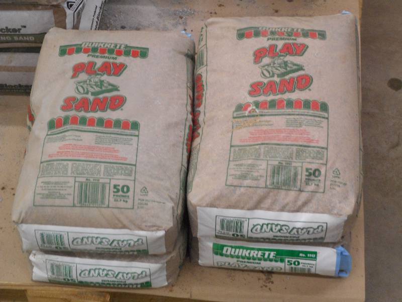 (4) 50# Bags Of Quikrete Premium Pl...
