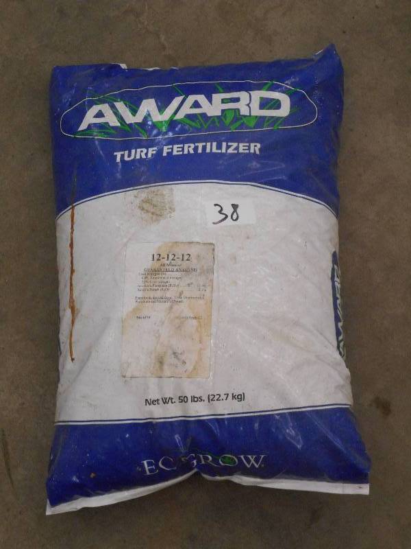 (1) 50# Bag Of Award 12-12-12 Turf ...