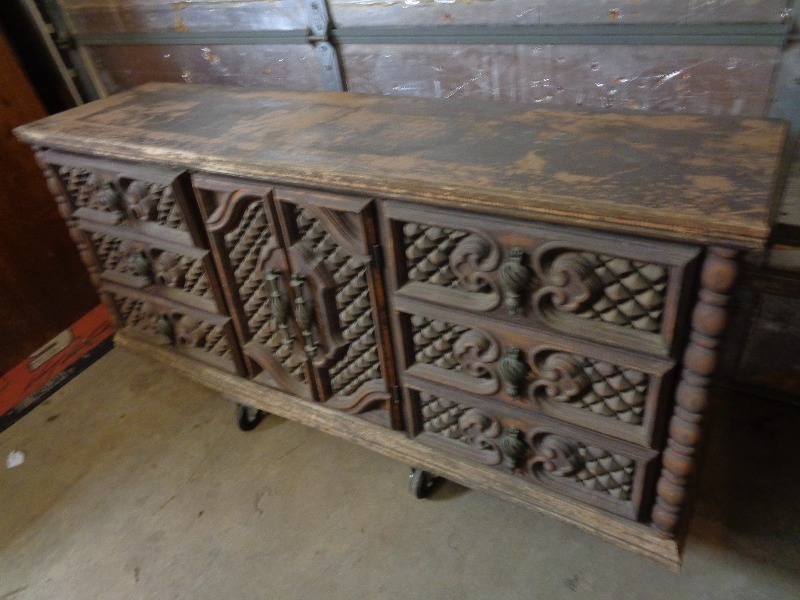 9 Drawer Dresser