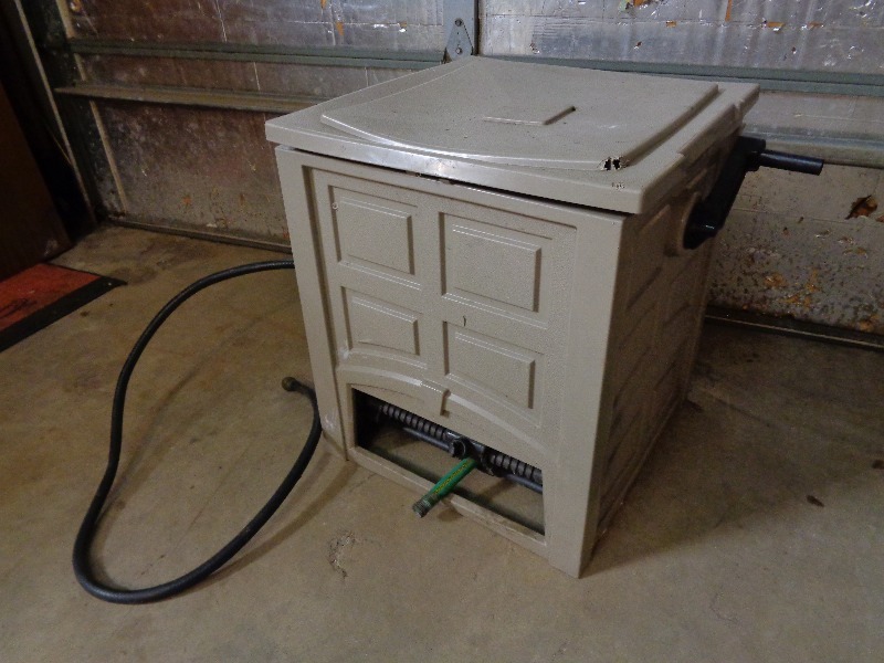 Suncast Hose Reel with Hose