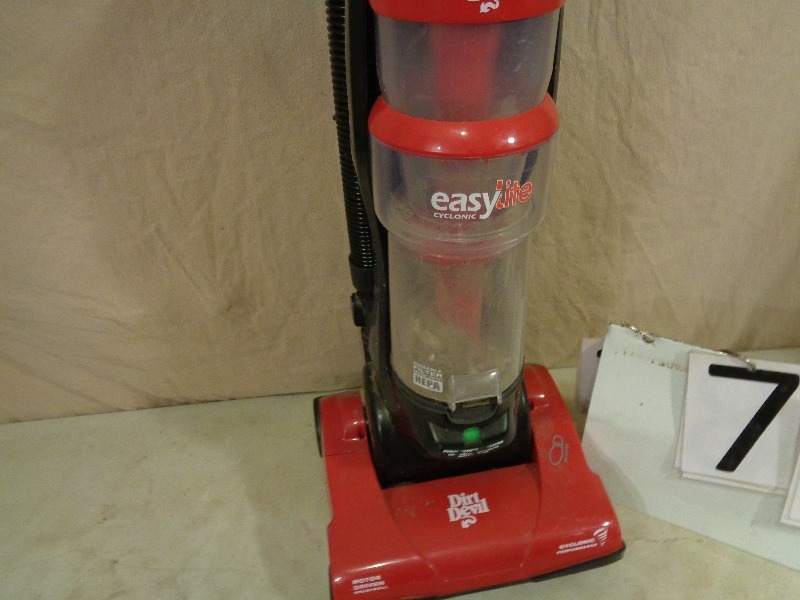 Dirt Devil Bagless Vacuum