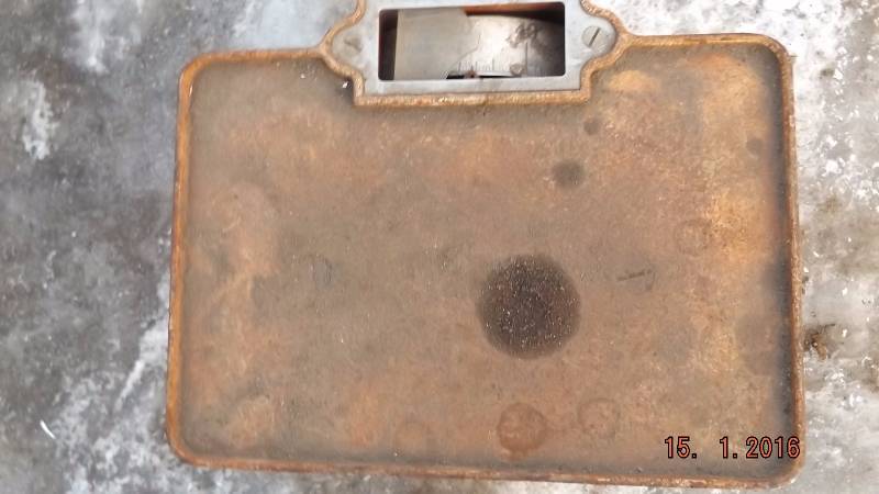 Old Metal Scale