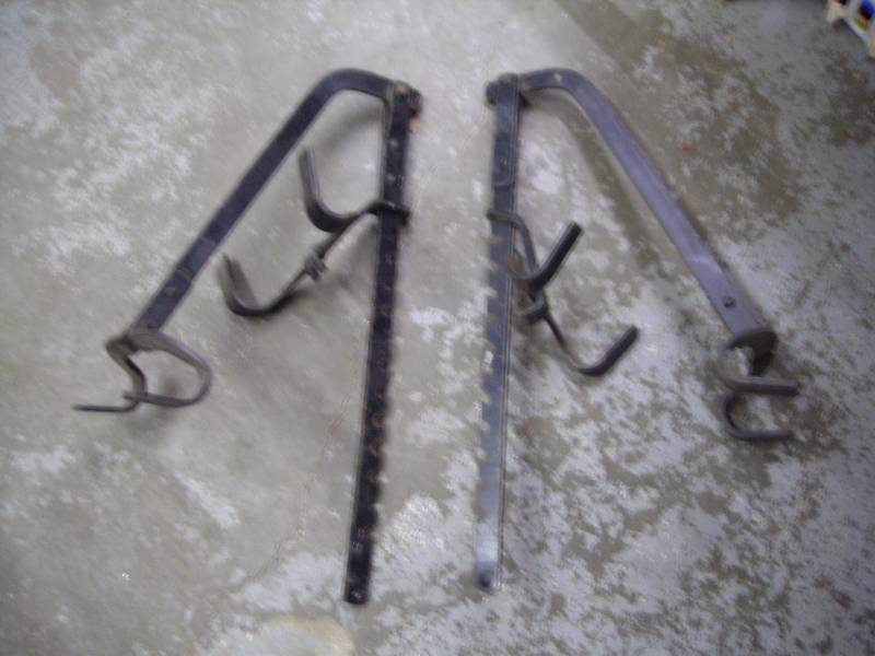 lot 7 image: Pair Of Ladder Jacks