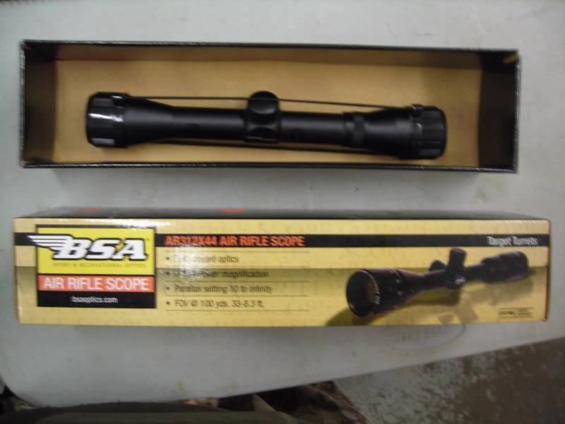 lot 13 image: BSA Air Rifle Scope