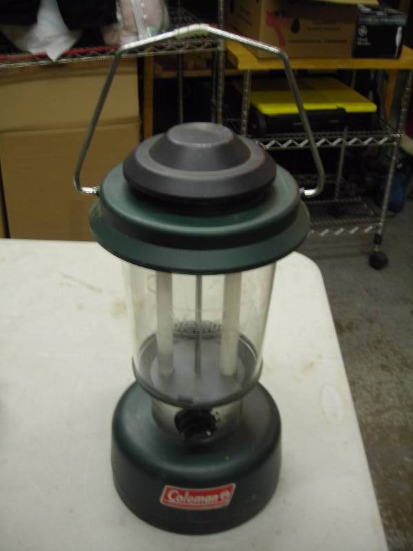 lot 14 image: Coleman Battery Powered Lantern