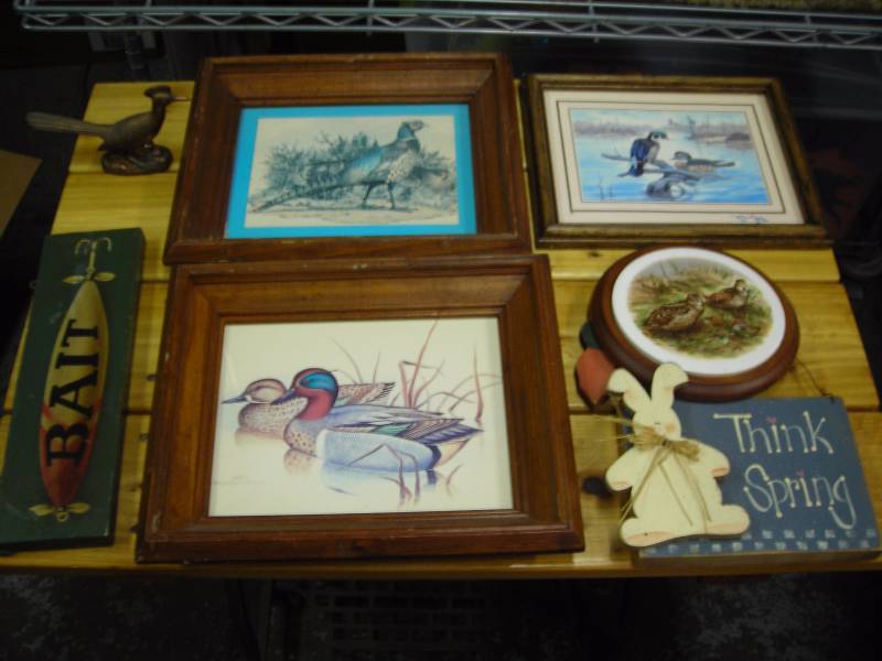 lot 51 image: Wild Life Pictures, Signs
