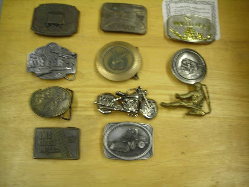 lot 54 image: Lot Of Belt Buckles