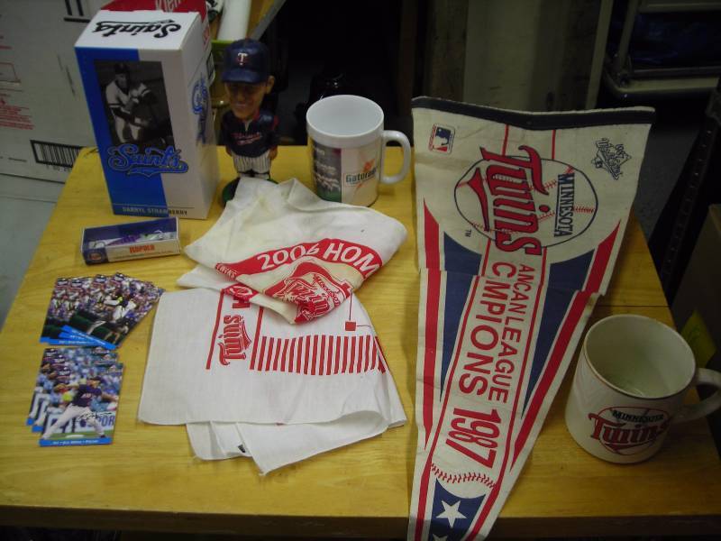 lot 56 image: Minnesota Twins & Saint Memorabilia
