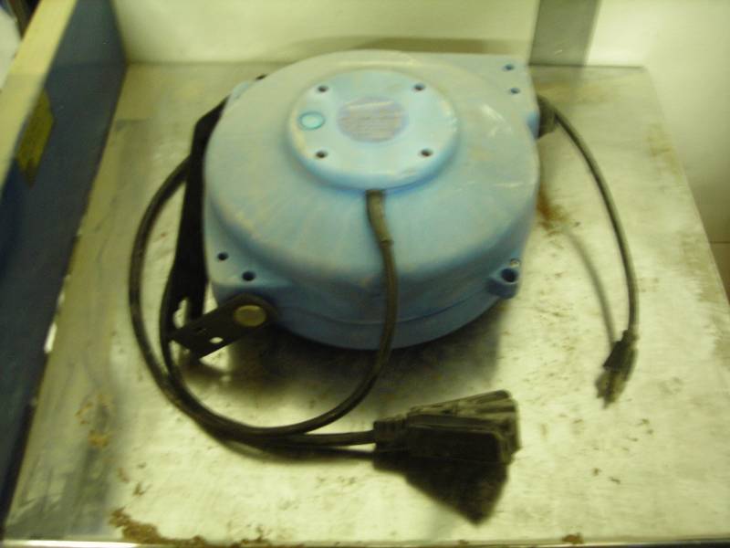 Northern Industrial 40 Foot Cord Reel 12 Guage