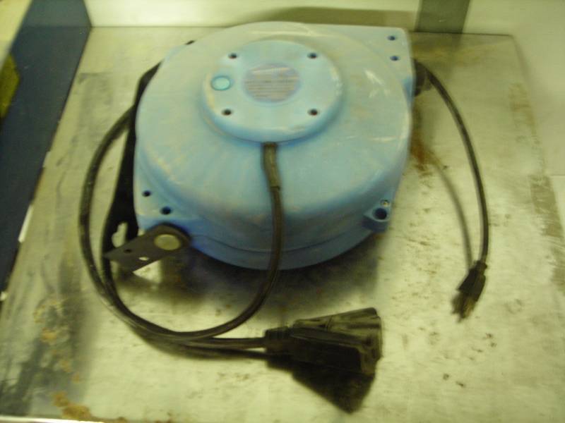 Northern Industrial 40 Foot Cord Reel 12 Guage