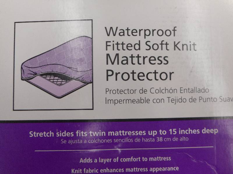 MAINSTAYS WATERPROOF FITTED SOFT KNIT MATTRESS PROTECTOR TWIN