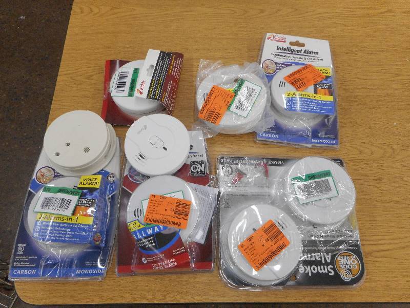 SMOKE DETECTOR LOT