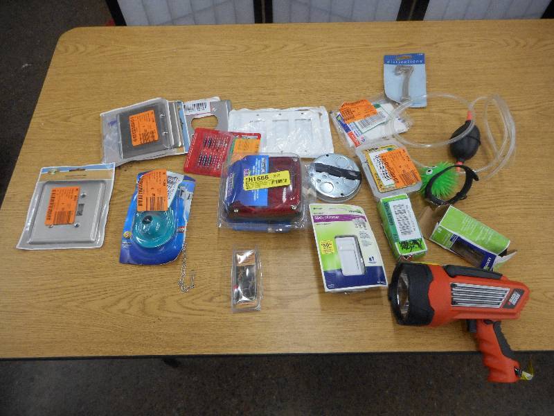 HANDYMAN TOOL LOT HOME IMPROVEMENT