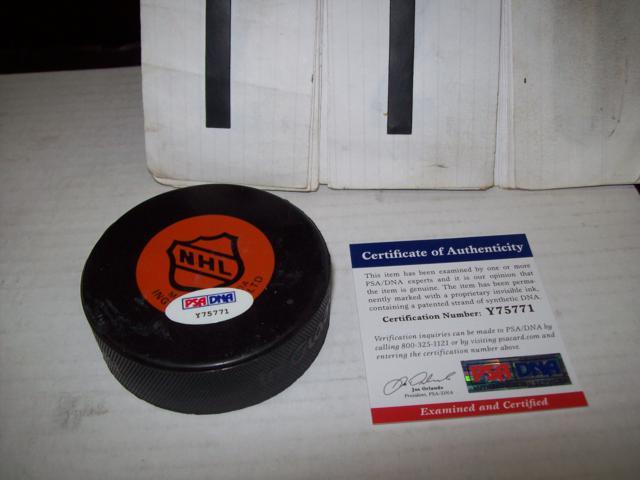Paul Coffee Autographed Pittsburg Penguins Game Puck, PSADNA Verified