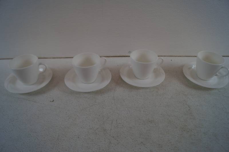 40 Piece CupSaucer Set