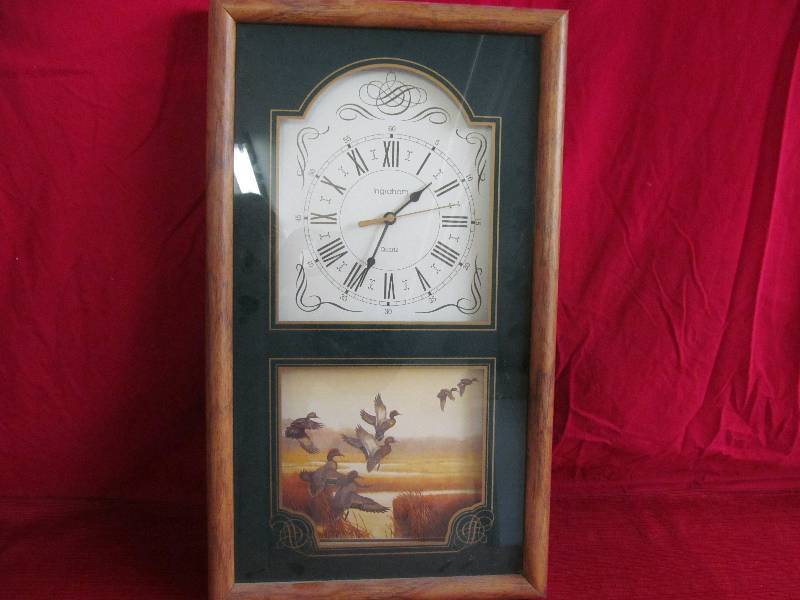 lot 58 image: Clock