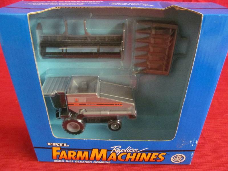 lot 77 image: Ertl Combine