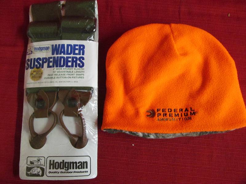 lot 103 image: BeanieSuspenders