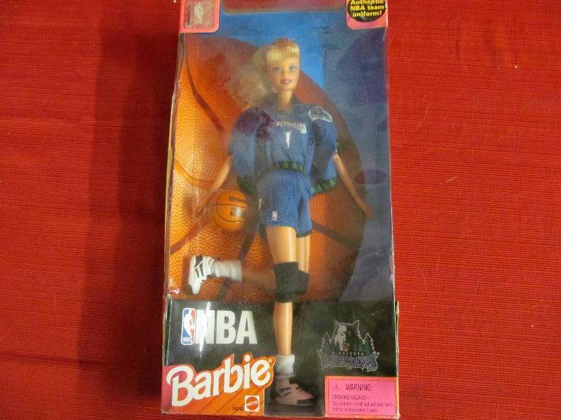 lot 112 image: Barbie Doll