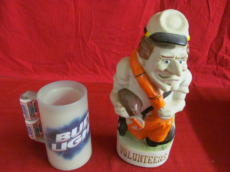 lot 123 image: Beer MugLiquor Item