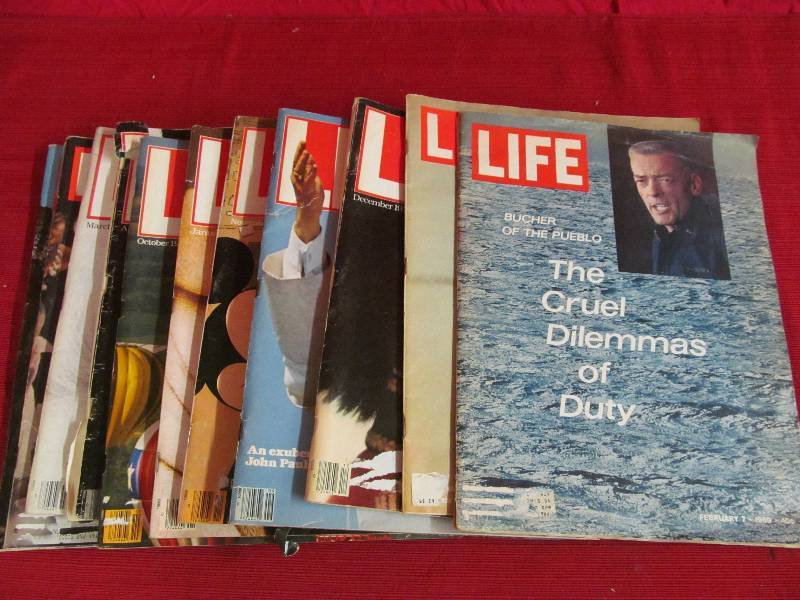 lot 146 image: Life Magazines