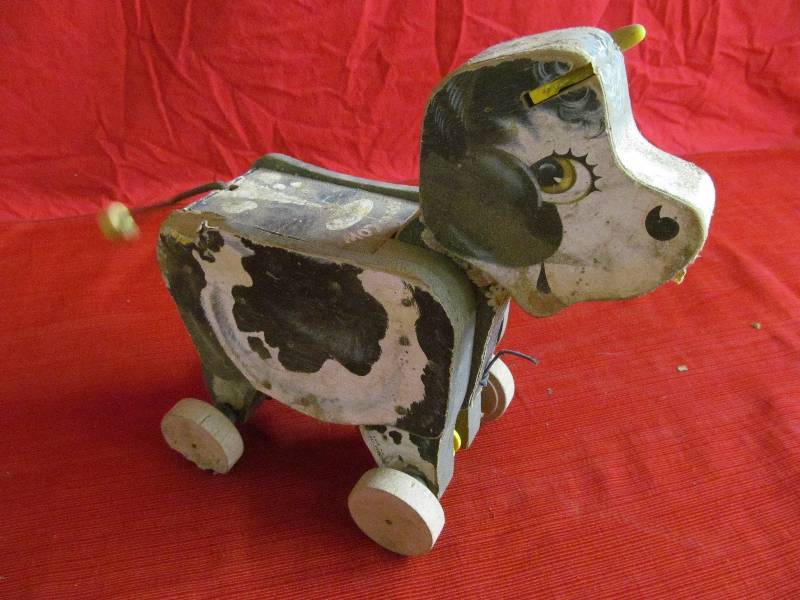 lot 158 image: Fisher Price Pull Toy