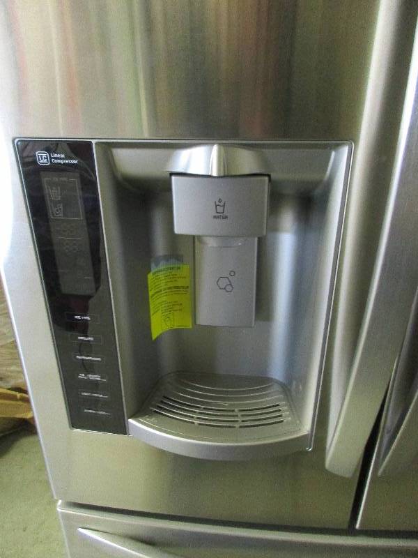 lot 1 image: LG Refrigerator LFX28968ST