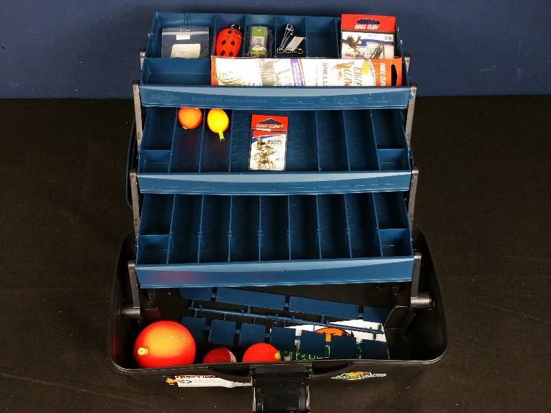 lot 2 image: Flambeau 3 Tray Tackle Box