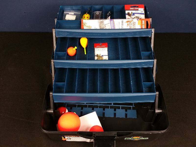 lot 3 image: Flambeau 3 Tray Tackle Box