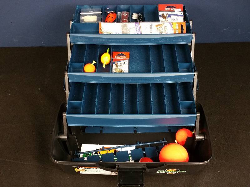 lot 4 image: Flambeau 3 Tray Tackle Box