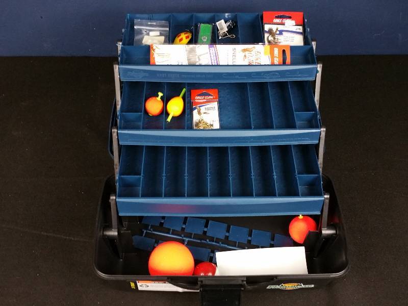lot 5 image: Flambeau 3 Tray Tackle Box