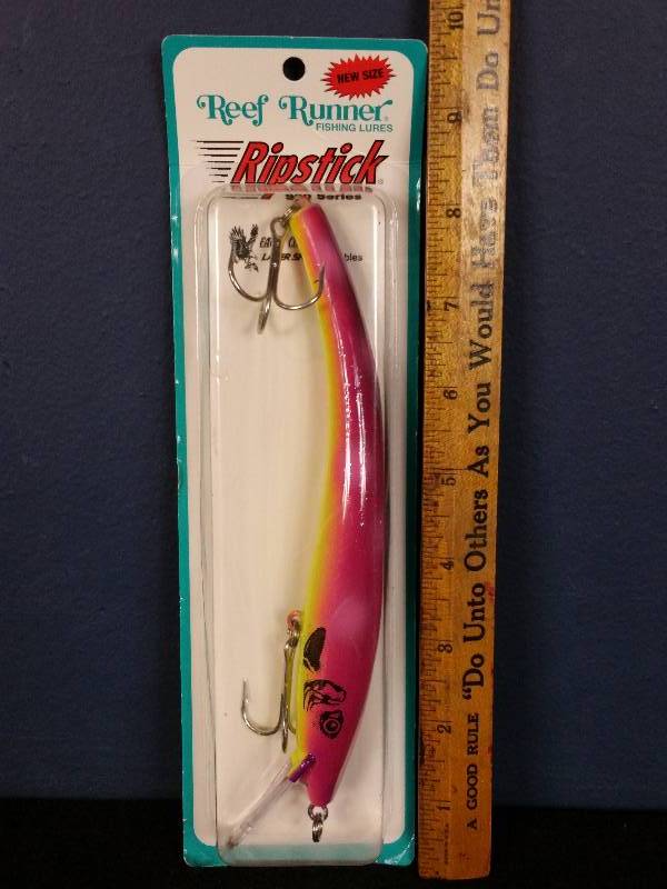 lot 88 image: Reef Runner Ripstick