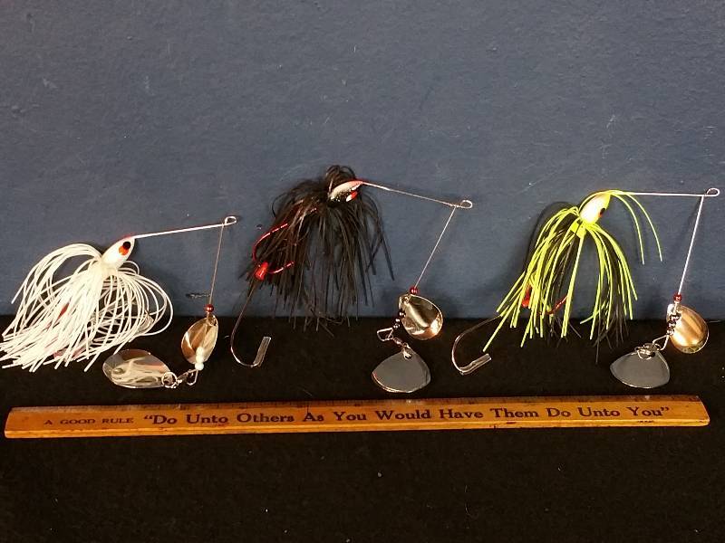lot 104 image: Spinner Bait