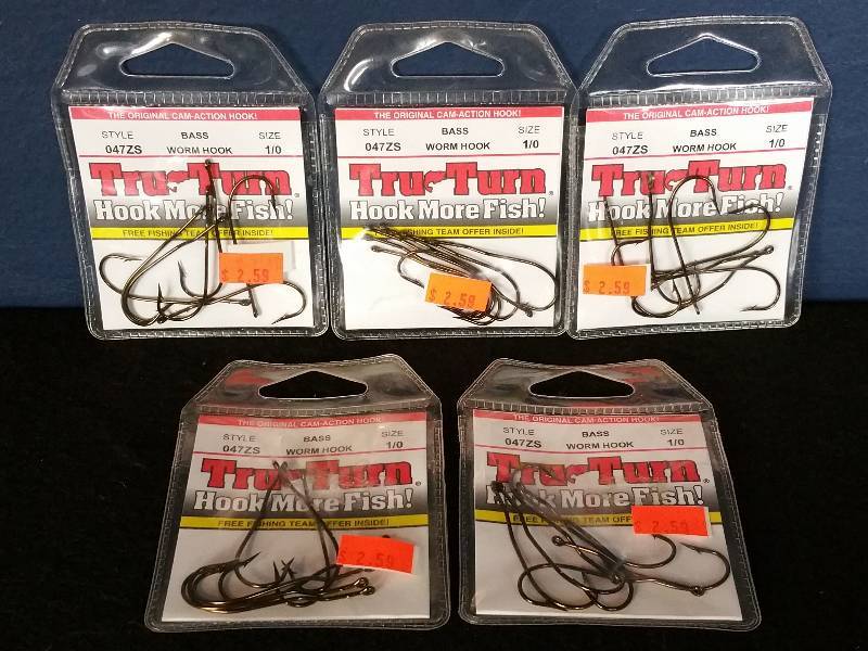 lot 137 image: Tru-Turn (10 ) Hooks