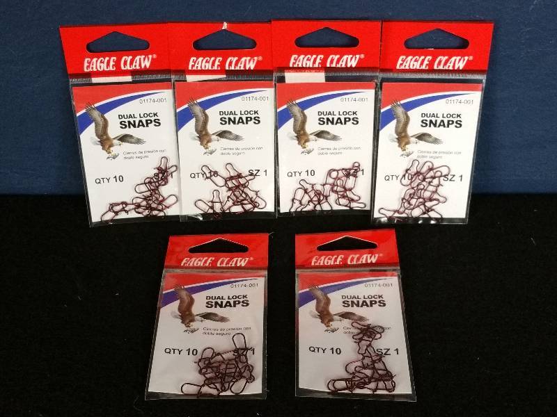 lot 202 image: Eagle Claw Dual-Lock Snaps