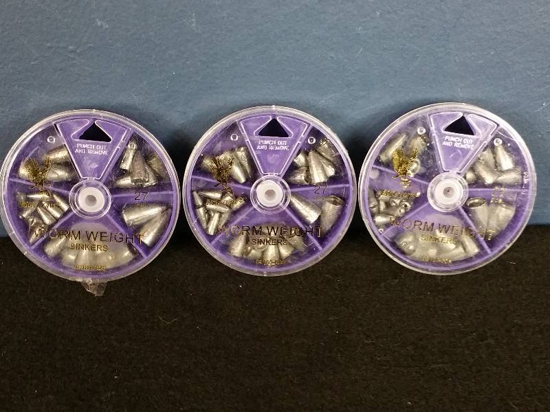 lot 235 image: Eagle Claw Worm Weight Sinkers
