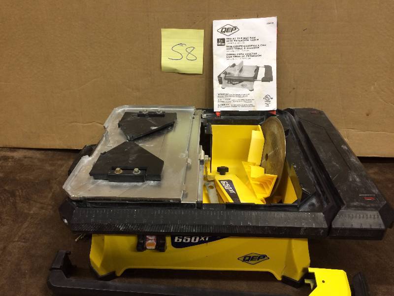 lot 58 image: QEP 7 Tile wet saw used tested works
