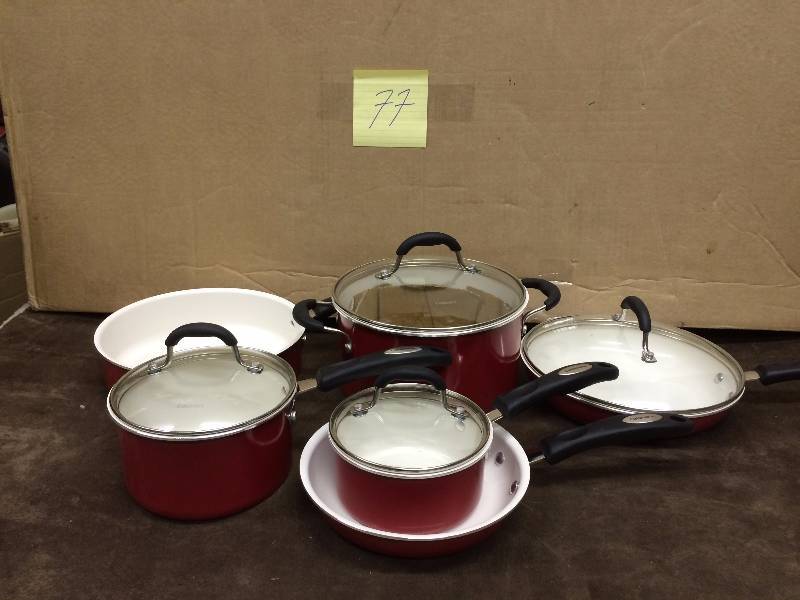 lot 77 image: Cuisinart Alum 10 Pcs Cookware set red slight damage