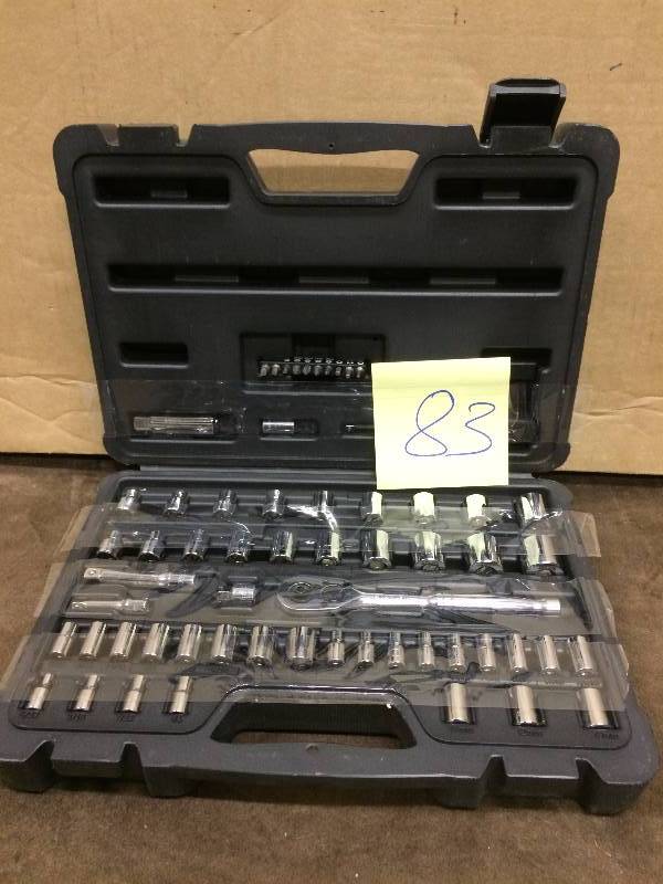 lot 83 image: Stanley 60 Pcs Tool Set