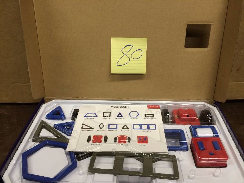 lot 80 image: Magformers Magnetic Shapes