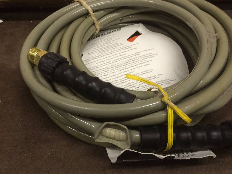 lot 162 image: Power Care extension hose- plastic damage - hose is ok