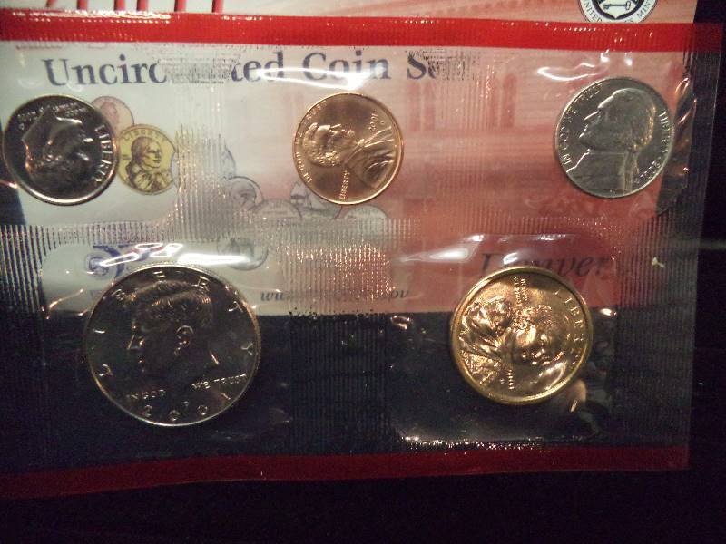 US Mint 2001 Uncirculated Coin Set