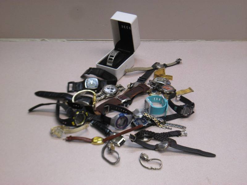 Lot Of Mixed Wrist Watches, Unchecked