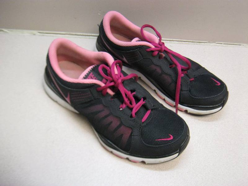 Pair Of Womens NIKEs, Size 7, Used, Good Condition