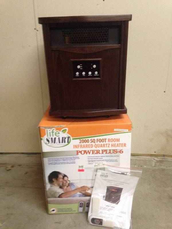 lot 4 image: Life Smart - Infared Quartz Heater