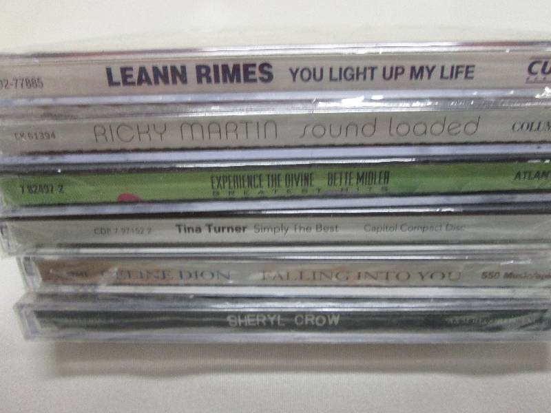 Lot of 6 unopened music CDs variou...