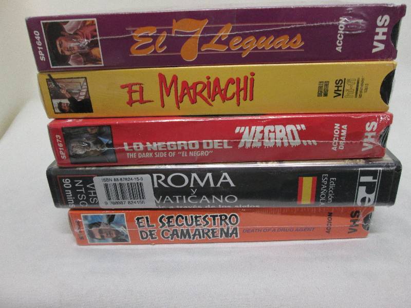 Lot of 5 assorted VHS Spanish title...