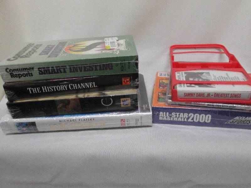 Mixed lot assorted media VHS, CD, ...