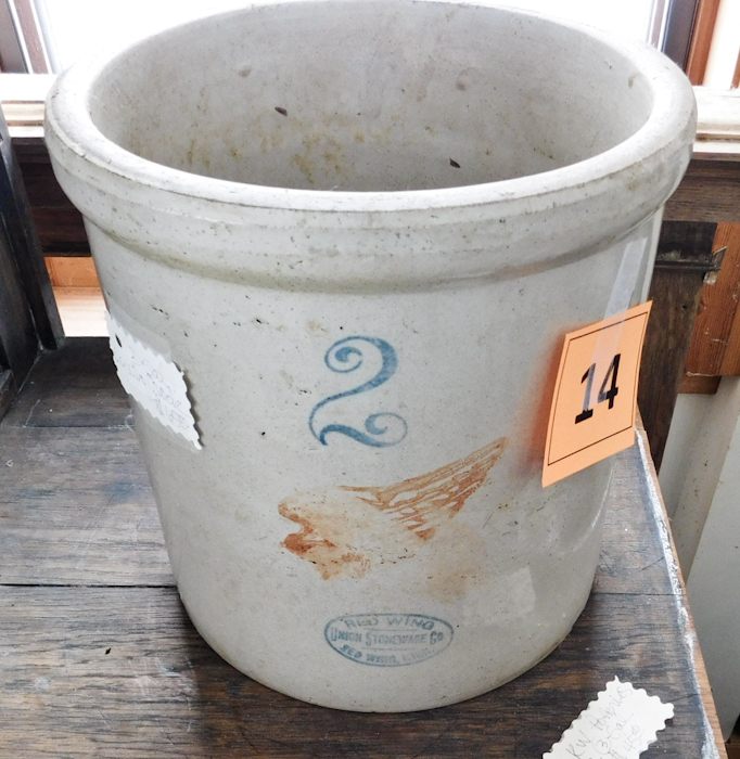 lot 14 image: Red wing crock 2 gallon Union Stoneware Co.